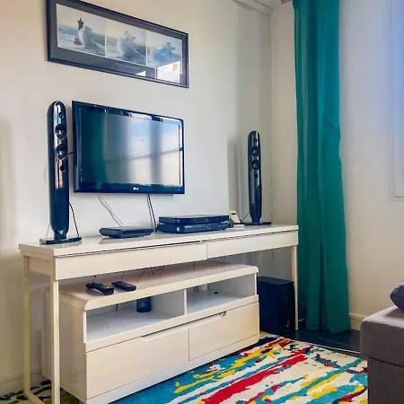 Saint Cyprien Apartment *